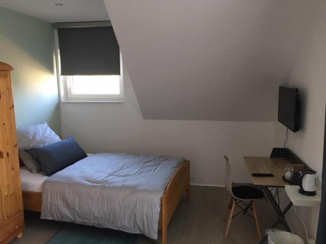 Gaeste Und Messezimmer Adelheidsdorf Екстериор снимка