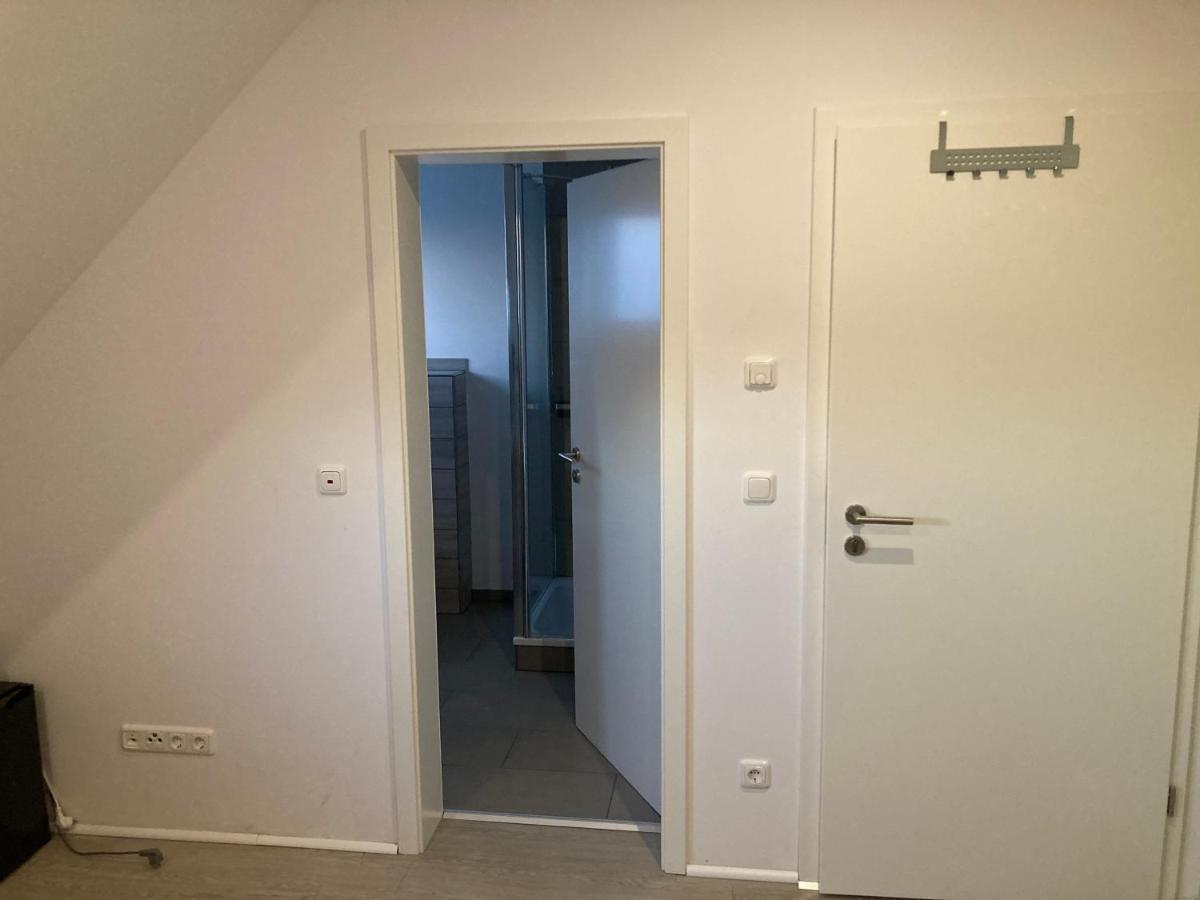 Gaeste Und Messezimmer Adelheidsdorf Екстериор снимка